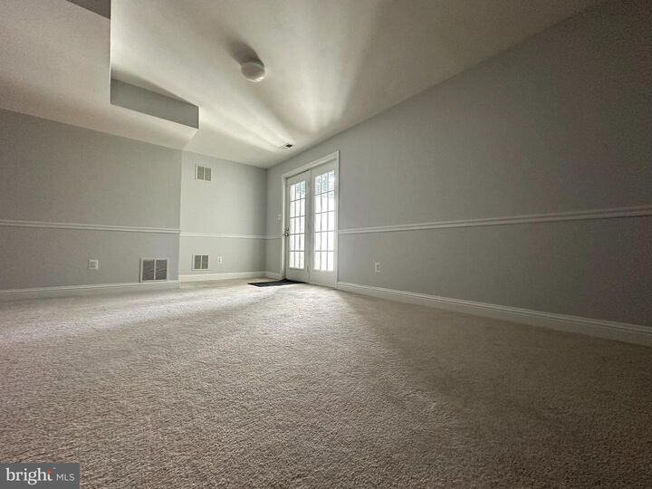Property Photo:  6201 Cardinal Brook Court  VA 22152 