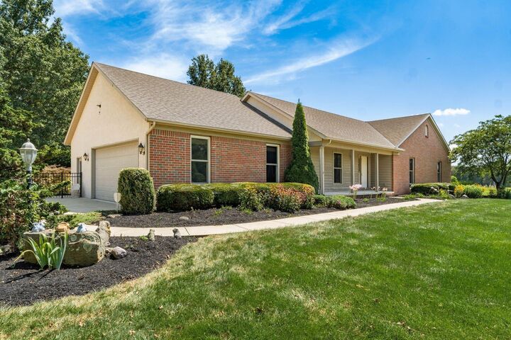 13834 Toll Gate Road  Pickerington OH 43147 photo