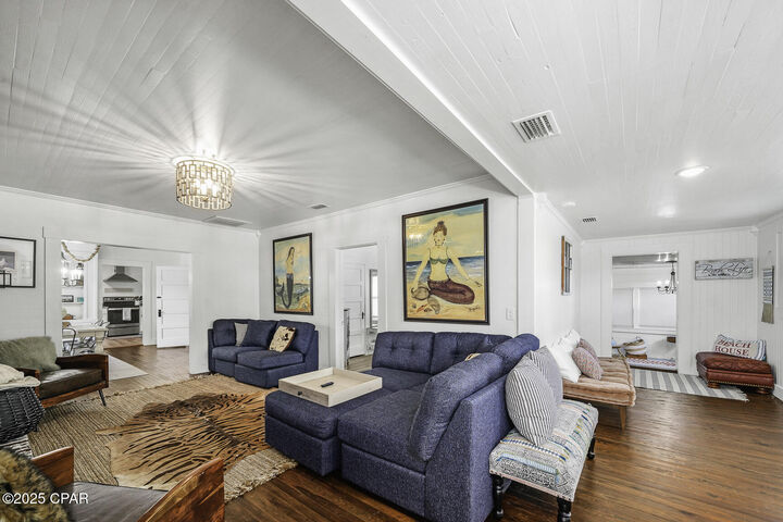 Property Photo: 508 7th Street FL 32456