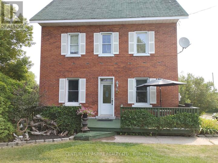 Property Photo: 3802 McLaughlin Road ON K8A 6W3