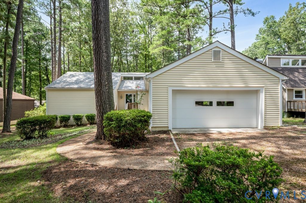 Property Photo:  11624 Gordon School Road  VA 23236 