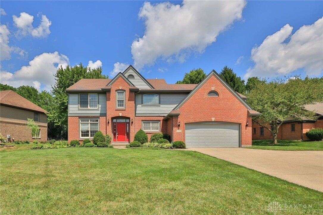 Property Photo: 2501 Tedbury Court OH 45459