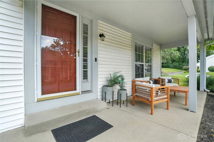 Property Photo: 2677 Orchard Run Road OH 45449