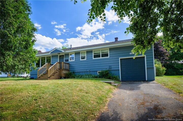 Property Photo: 652 Loyalist Court NB E3B 3K9