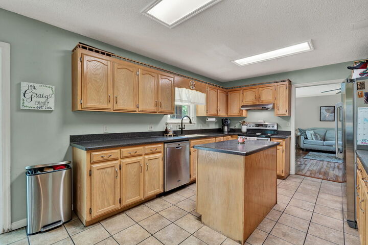 Property Photo: 446 Hickory Hills Drive NE TN 37312