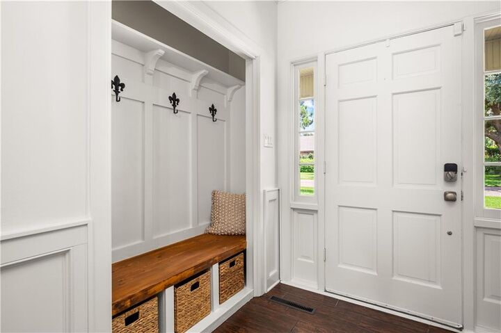 Property Photo: 906 Harling Lane LA 71457