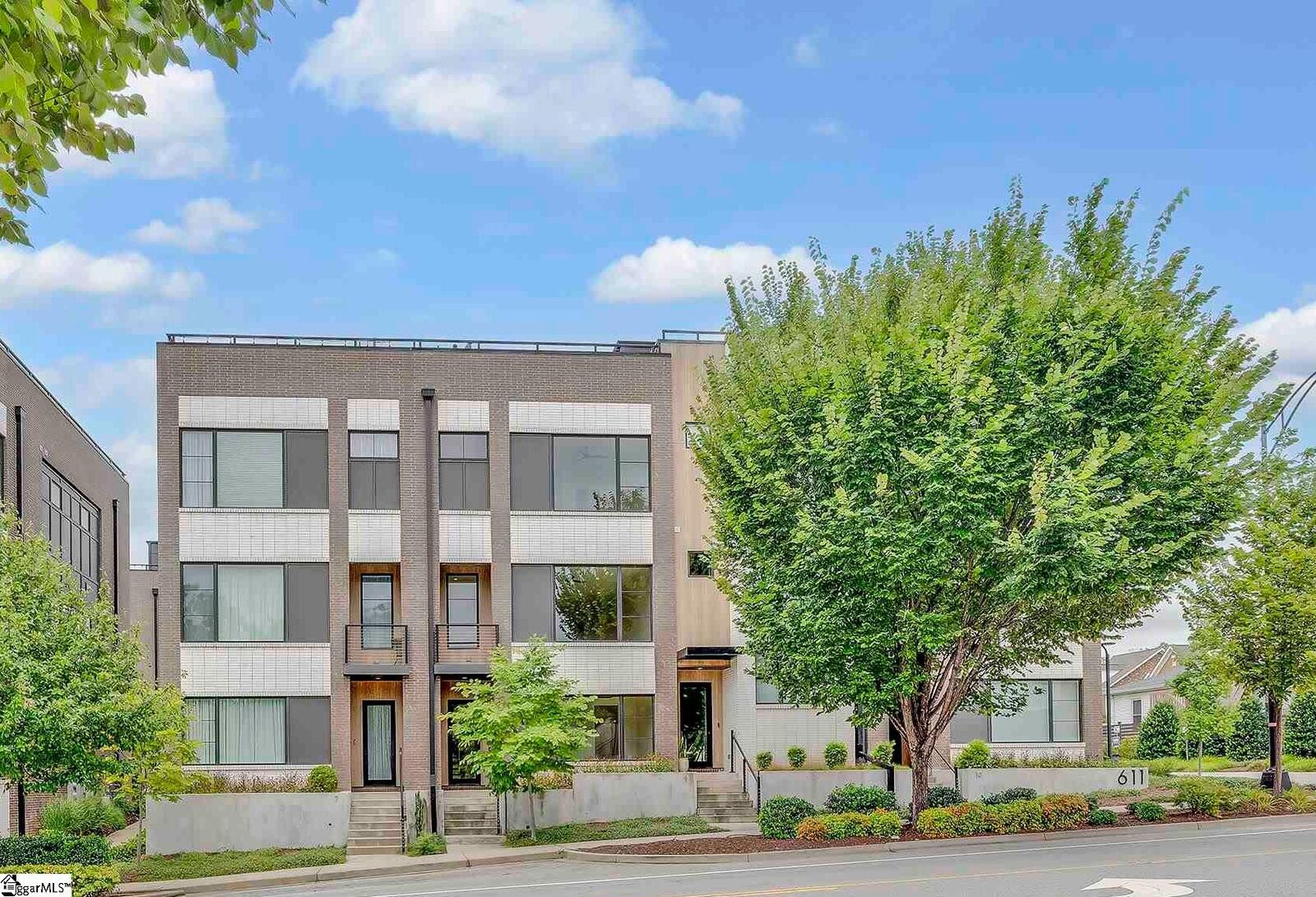 Property Photo: 611 N Main Street Unit #8 SC 29601