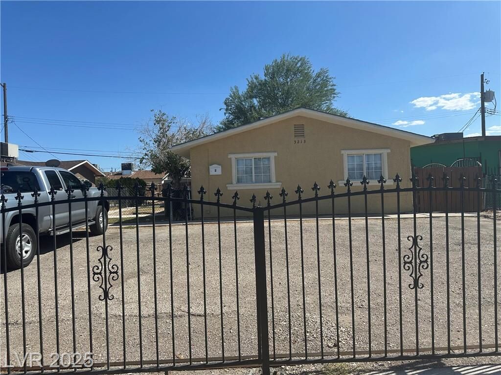 Property Photo: 3213 Tabor Avenue NV 89030