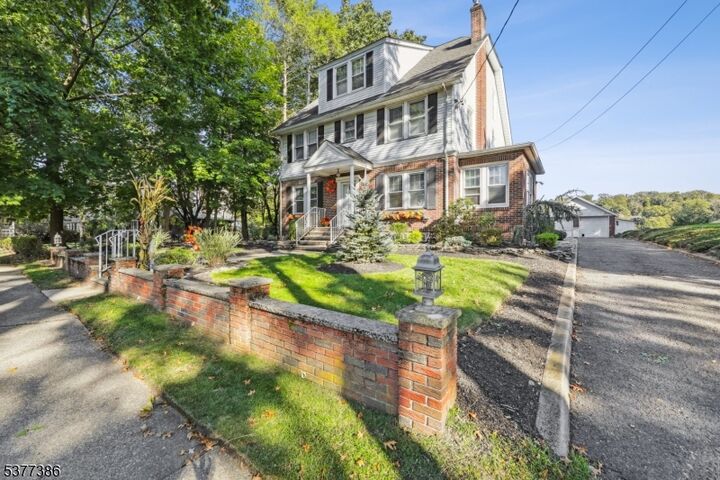 Property Photo:  17 Cliff St  NJ 07044 