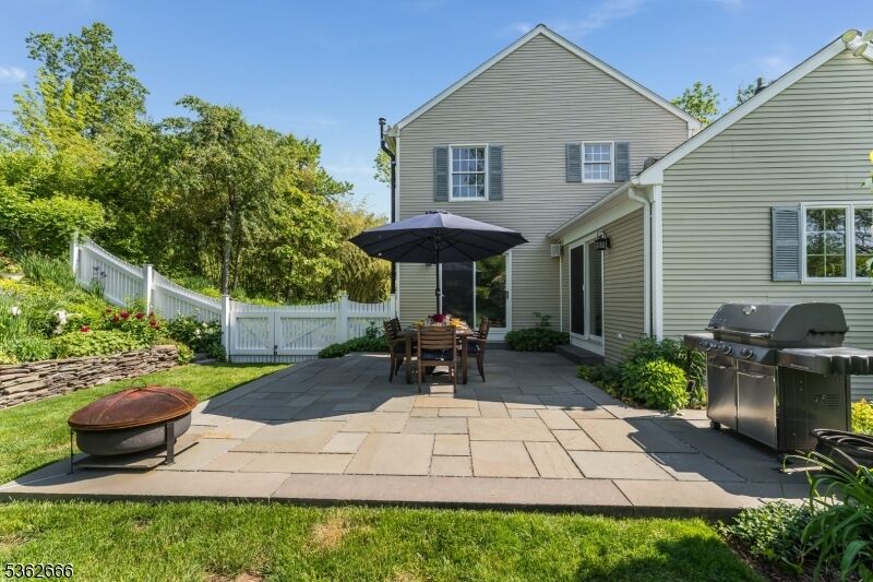 Property Photo: 426 Pittstown Rd NJ 08867