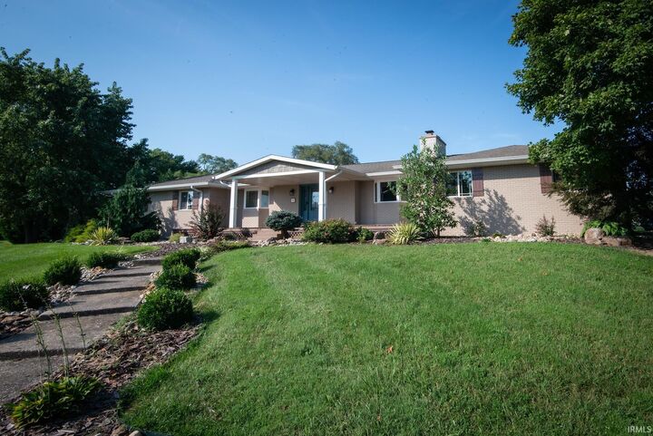 Property Photo: 2792 E Spring Meadow Court IN 47591