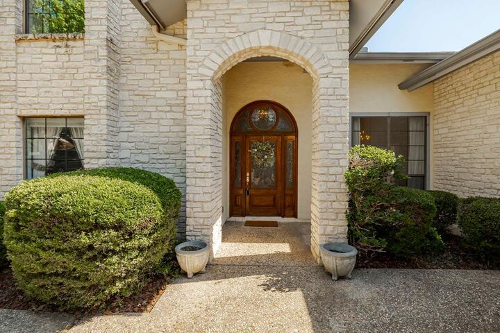 Property Photo: 526 Oakland Hills Lane TX 78028