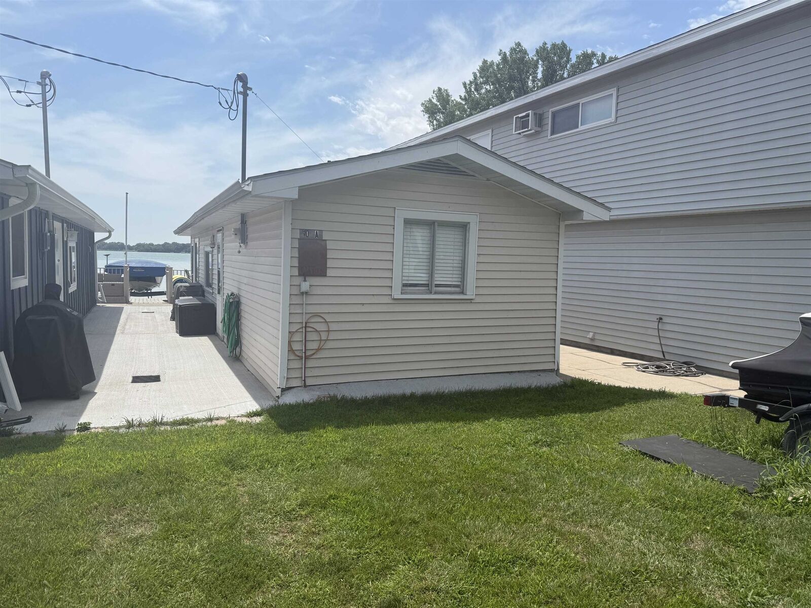 Property Photo:  503 Prairie Lake Rd #10A  NE 69101 
