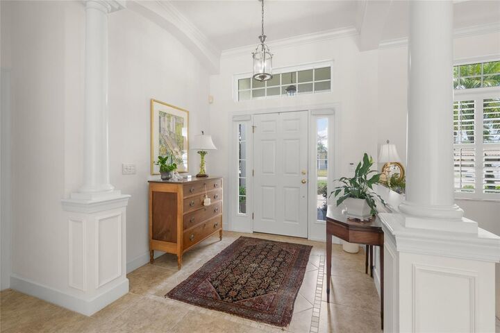 Property Photo:  423 Spadaro Drive  FL 34285 