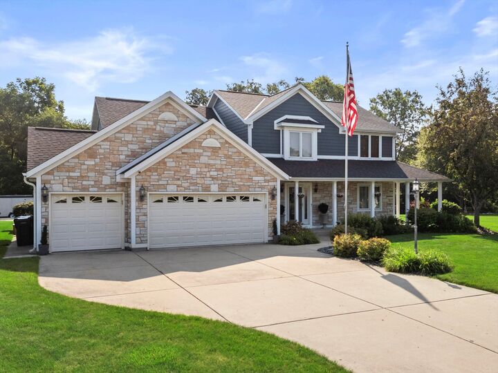 3929 Southwood Dr  Mount Pleasant WI 53403 photo