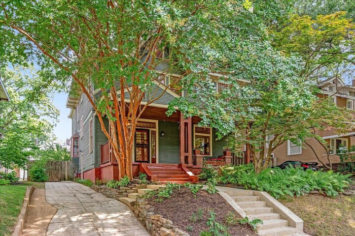 Property Photo:  1429 Vinton Ave  TN 38104 