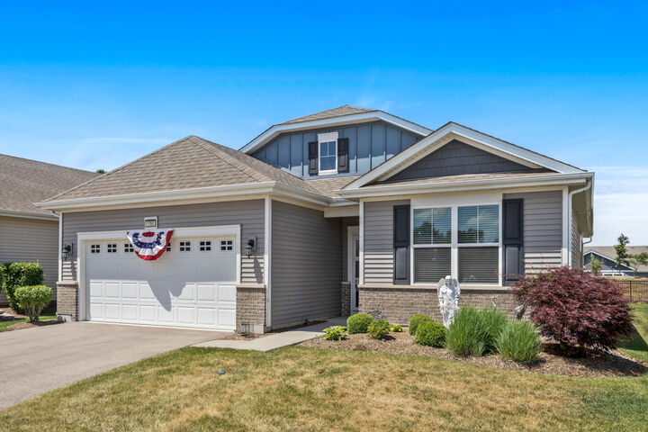 1150 Americana Avenue  Pingree Grove IL 60140 photo