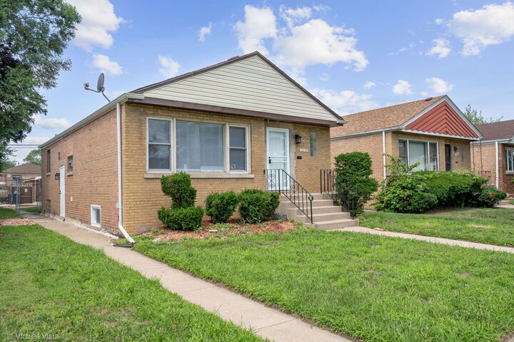 Property Photo: 12634 S Harvard Avenue IL 60628