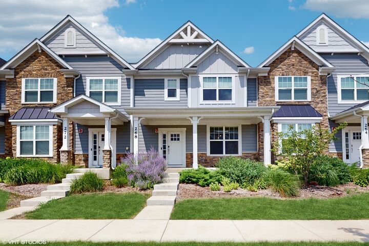 Property Photo:  268 Hoffmann Drive  IL 60089 