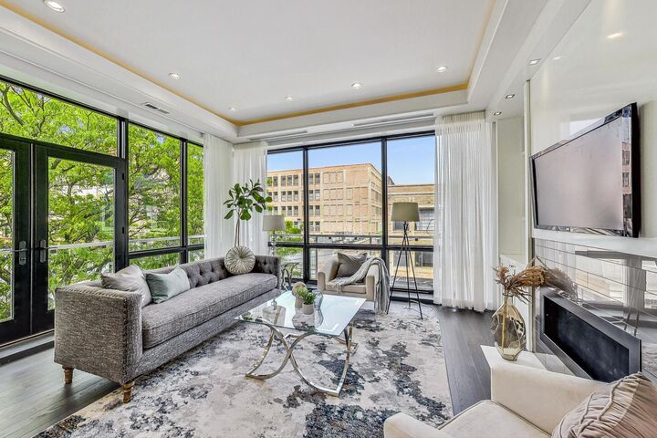 Property Photo:  1258 N Milwaukee Avenue 3N  IL 60622 