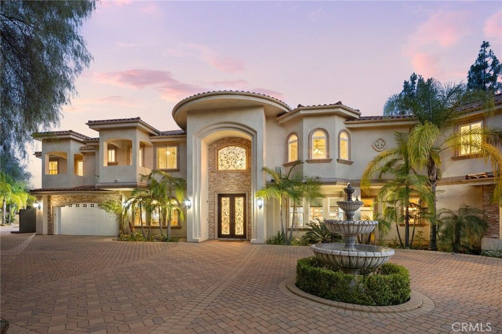 Property Photo:  5092 Parkway Calabasas  CA 91302 