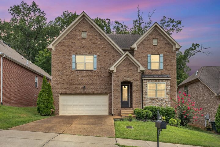 2328 Forest Lake Dr  Nashville TN 37211 photo