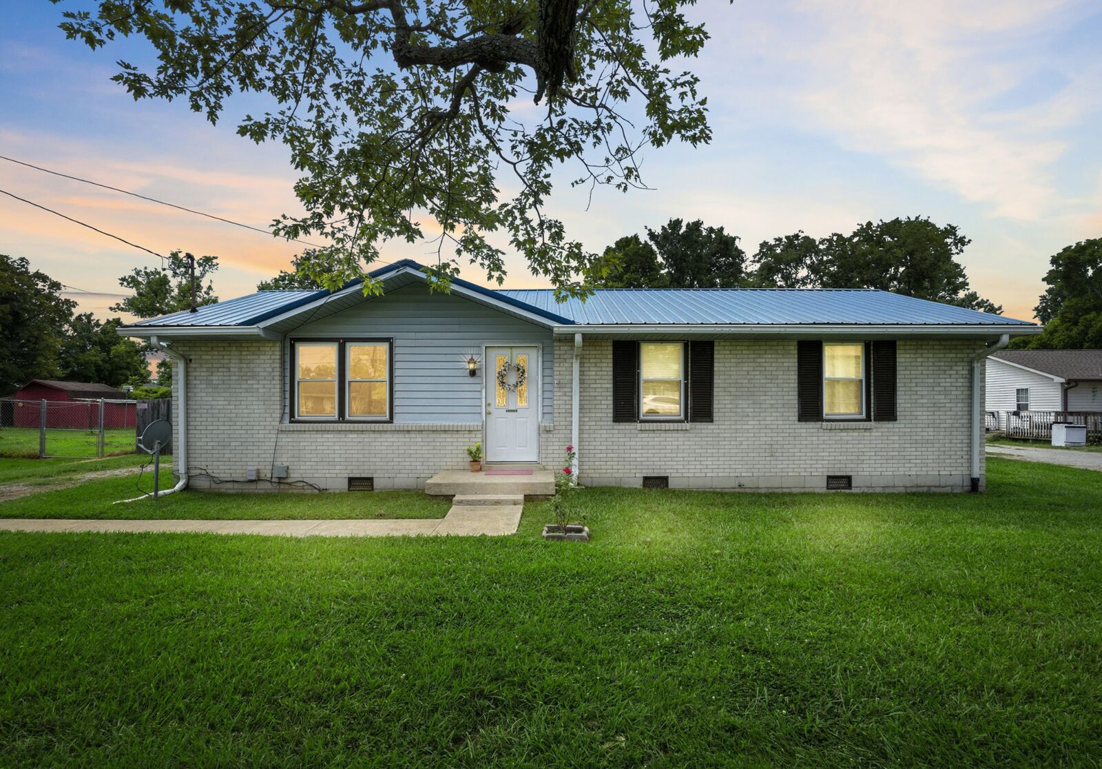 Property Photo:  716 Kent Dr  TN 37087 