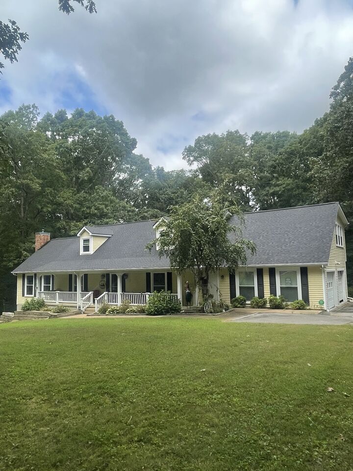 Property Photo: 2290 Grandview Dr W TN 38464