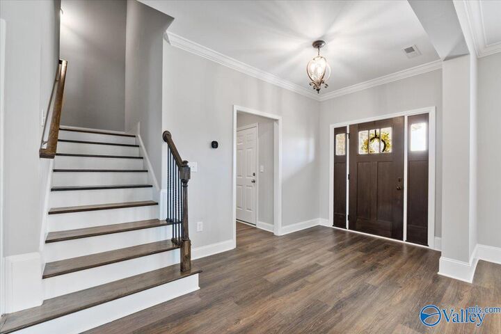 Property Photo:  44 Faulkner Road  AL 35756 
