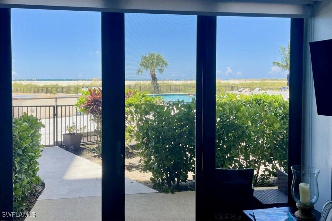 Property Photo:  180 Seaview Court 103  FL 34145 