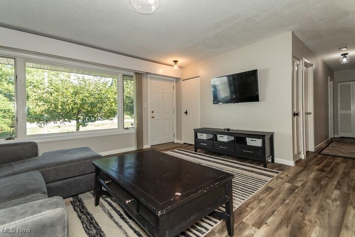 Property Photo:  6159 Cambridge Park Drive  OH 44060 