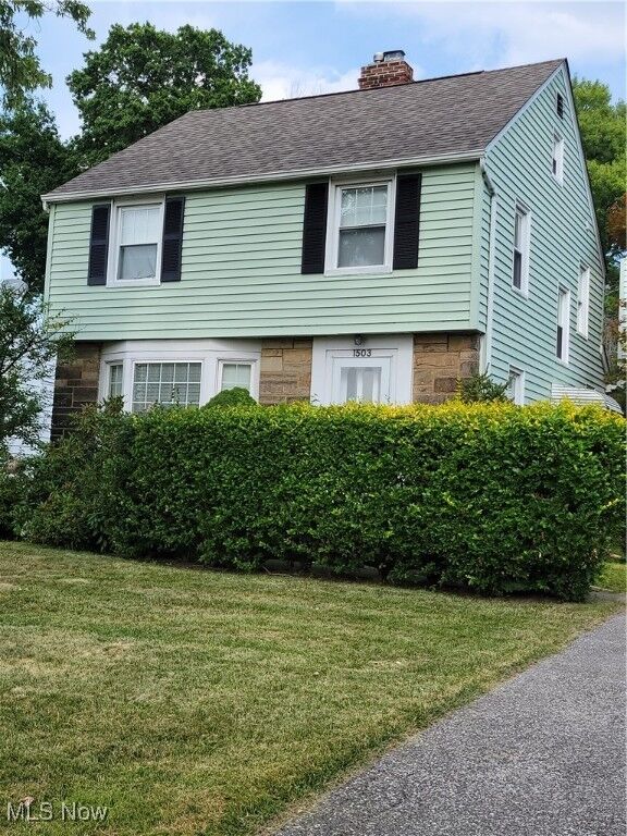 1503 Oakmount Road  Cleveland OH 44121 photo