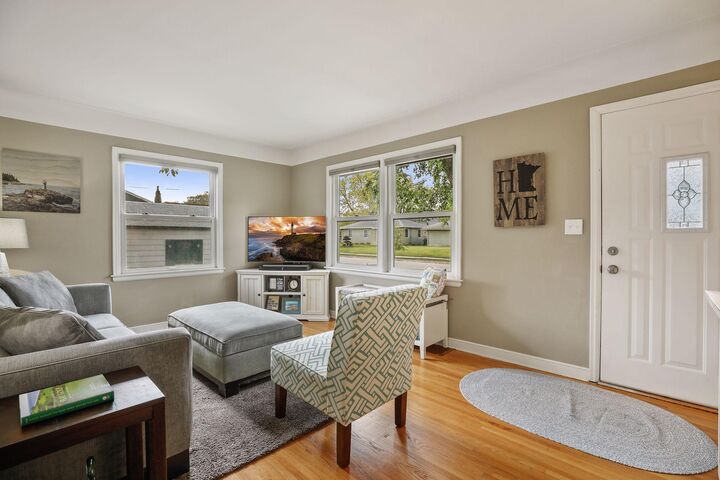 Property Photo:  5941 Upton Avenue S  MN 55410 
