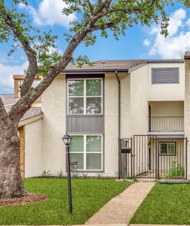 Property Photo:  9228 Flickering Shadow Drive  TX 75243 