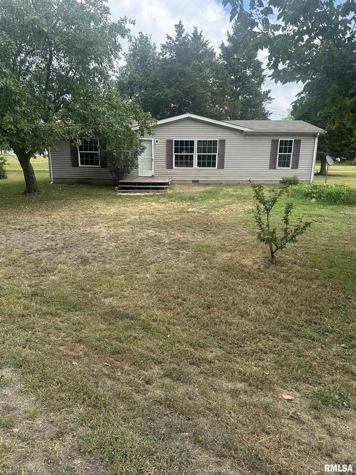 3906 Alyssum Road  Pinckneyville IL 62274 photo
