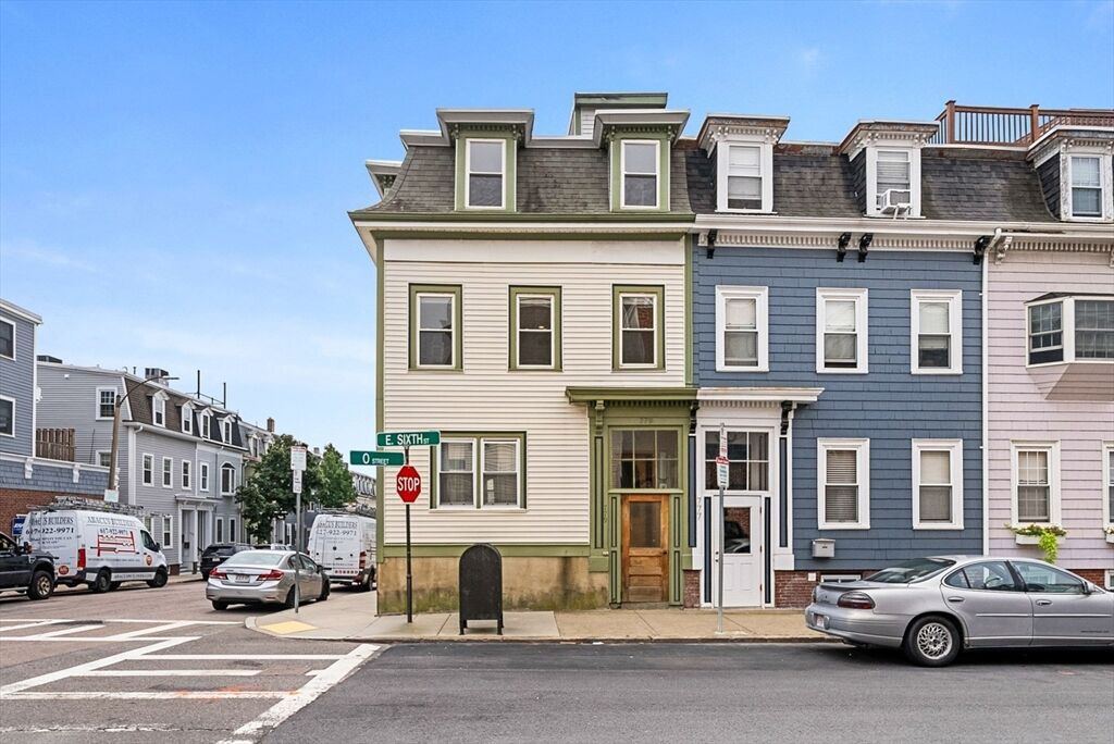 Property Photo:  779 E 6th St 3  MA 02127 