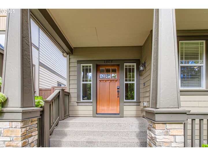 Property Photo: 13575 SW Calabash Ter OR 97140