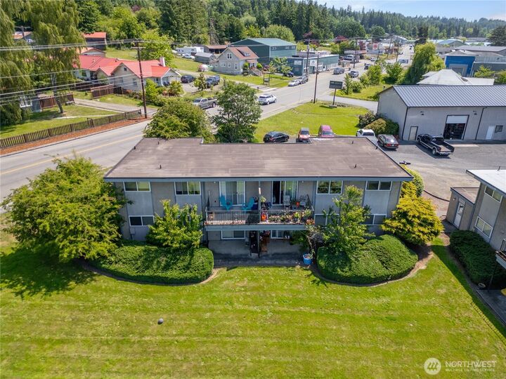 Property Photo:  1933  South Market Blvd  WA 98532 