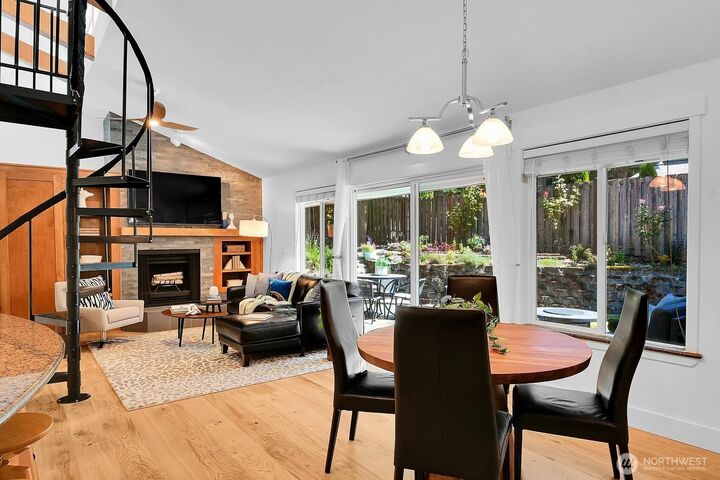 Property Photo: 15300 NE 15th Place 1 WA 98007