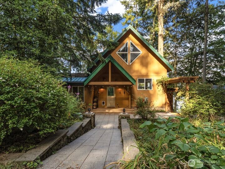 Property Photo: 22 Silcox Island WA 98498