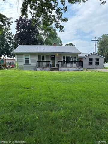Property Photo:  43 Davis Lake Rd Davis Lake Road  MI 48446 