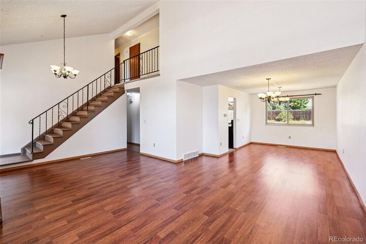 Property Photo:  3320 S Olathe Way  CO 80013 
