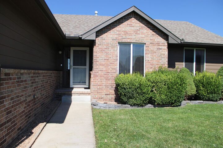 Property Photo: 1605 N Nickelton Cir KS 67235