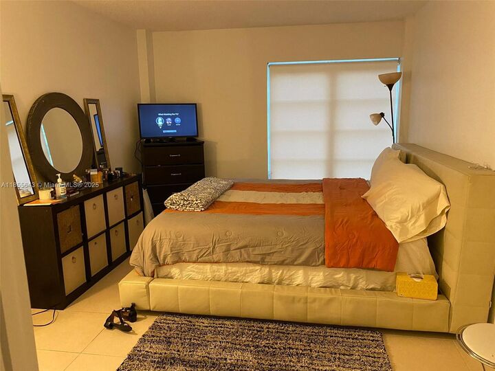 Property Photo:  4166 Inverrary Dr 104  FL 33319 