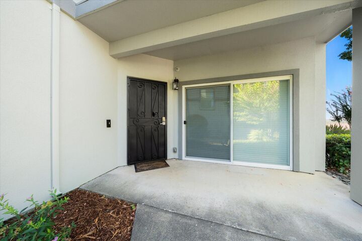 Property Photo: 488 Ridgecrest Trail Apt 132 CA 96003