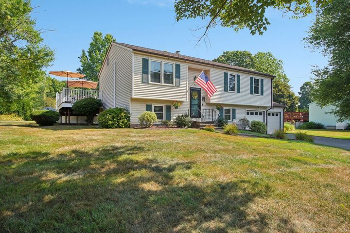Property Photo: 4 Partridge Run CT 06492