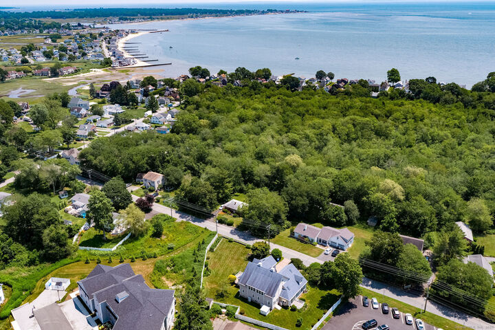 Property Photo:  94 Waldron Drive  CT 06498 