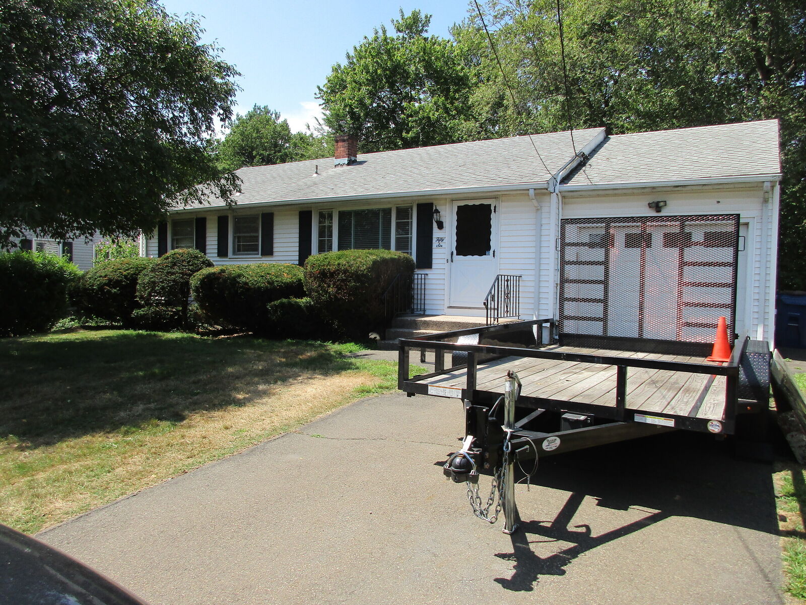 Property Photo:  56 Edward Street  CT 06516 