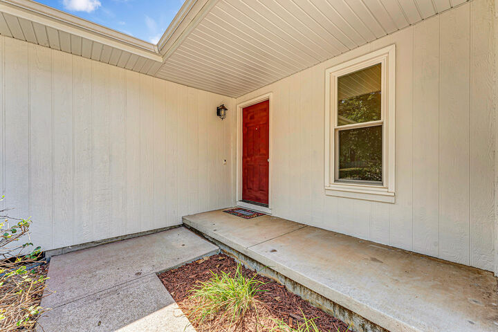 Property Photo:  605 Daniel Lane  MO 65781 