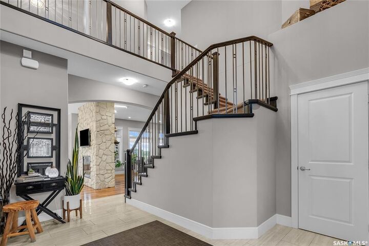 Property Photo:  250 Whalley Crescent  SK S7T 0N9 